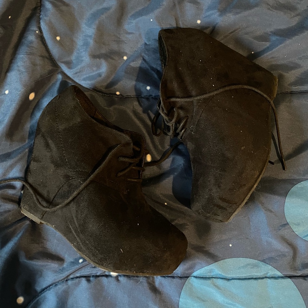 Charlotte Russe Black wedges